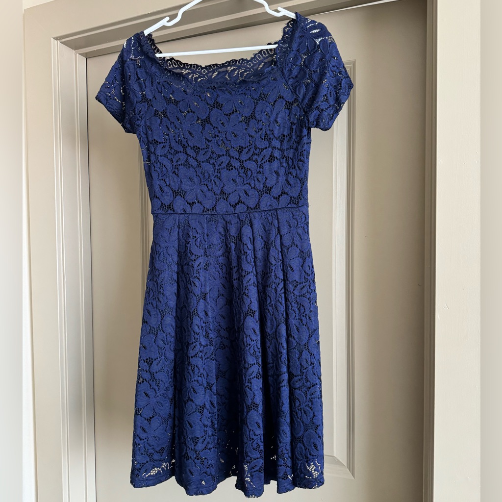 Navy Blue Vintage Floral Lace Short Sleeve